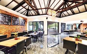 The Batu Hotel & Villas